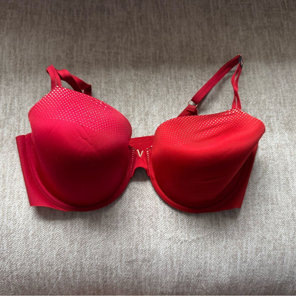 Victoria's Secret Vibrant Red Bra